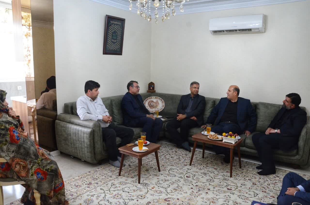 دیدار با خانواده شهید سید رضی طبایی جبلی