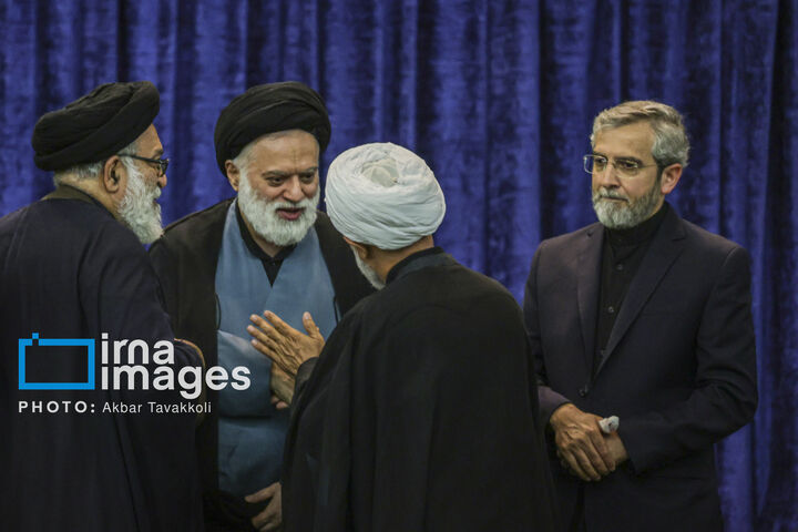 گرامیداشت رهبر