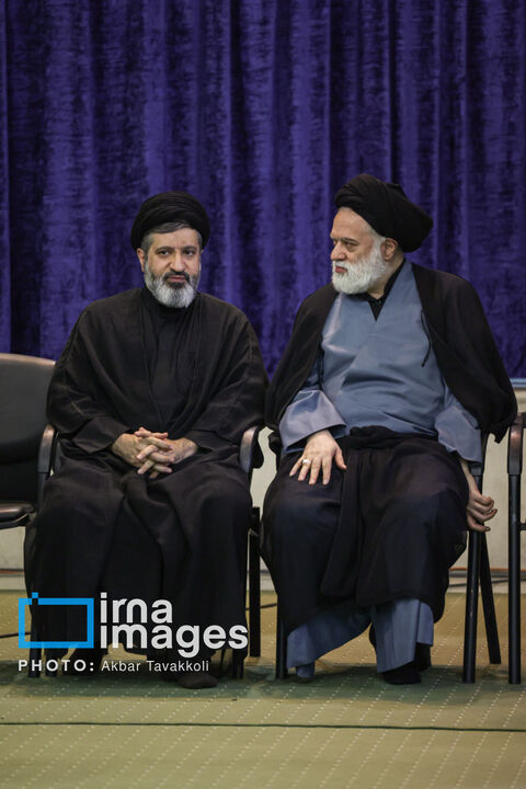 گرامیداشت رهبر