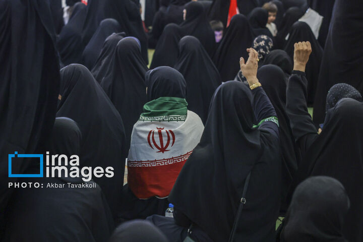 گرامیداشت رهبر