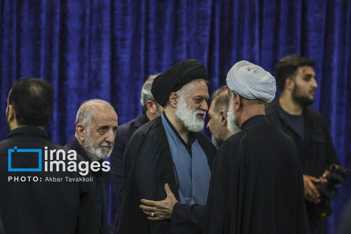 گرامیداشت رهبر