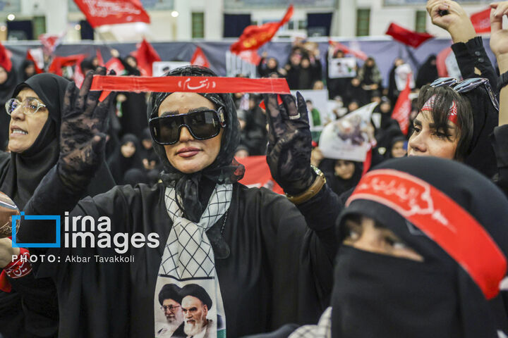 گرامیداشت رهبر