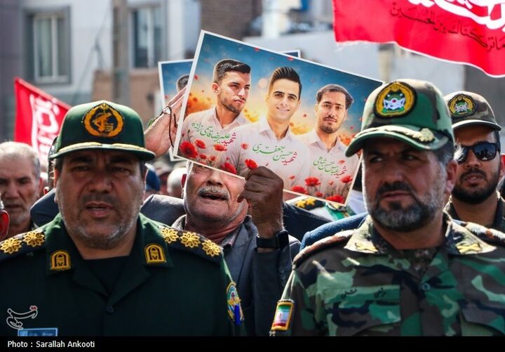 تشییع شهدای وطن