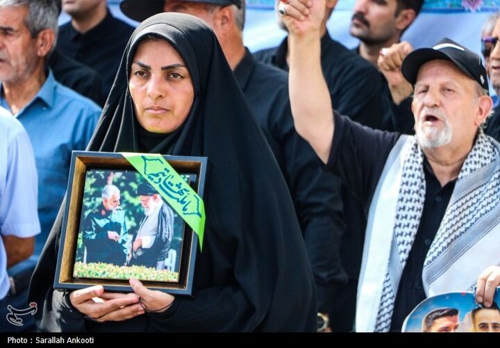 تشییع شهدای وطن