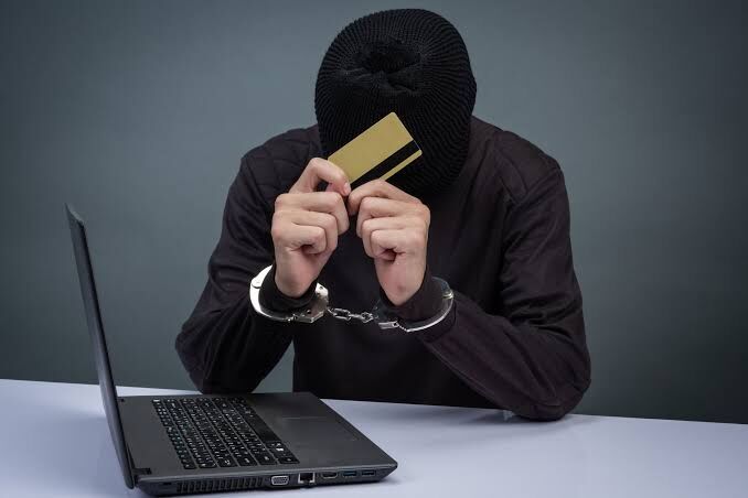 فروش سؤالات جعلی آزمون دستیاری پزشکی به قیمت 250 میلیون تومان!