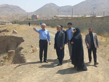 بازدید مشاور عالی رئیس بنیاد شهید و معاون تعاون و امور اجتماعی بنیاد شهید از پروژه مسکن ایثارگران البرز
