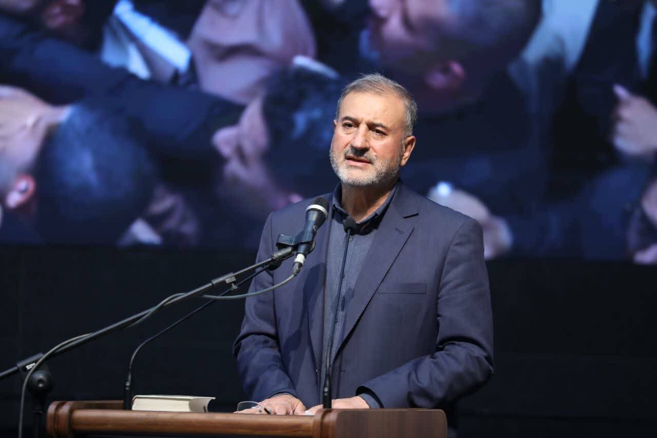 دهمین کنگره ملی شعر ایثار با معرفی برگزیدگان به کار خود پایان داد