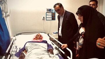 عیادت رئیس بنیاد شهید از مجروحان جنگ تحمیلی رمضان مرکز آموزشی درمانی شهید محمدی بندرعباس