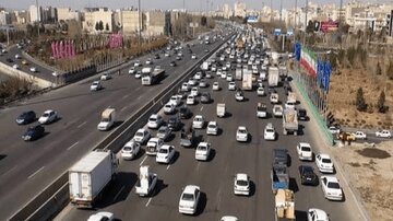 ترافیک جاده‌های اربعین کرمانشاه سنگین، اما روان است