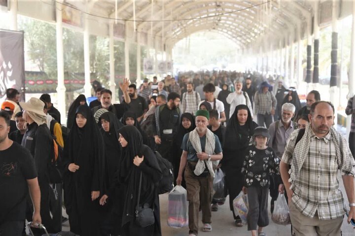 تردد زائران اربعین از مرز بین‌المللی سومار آغاز شد