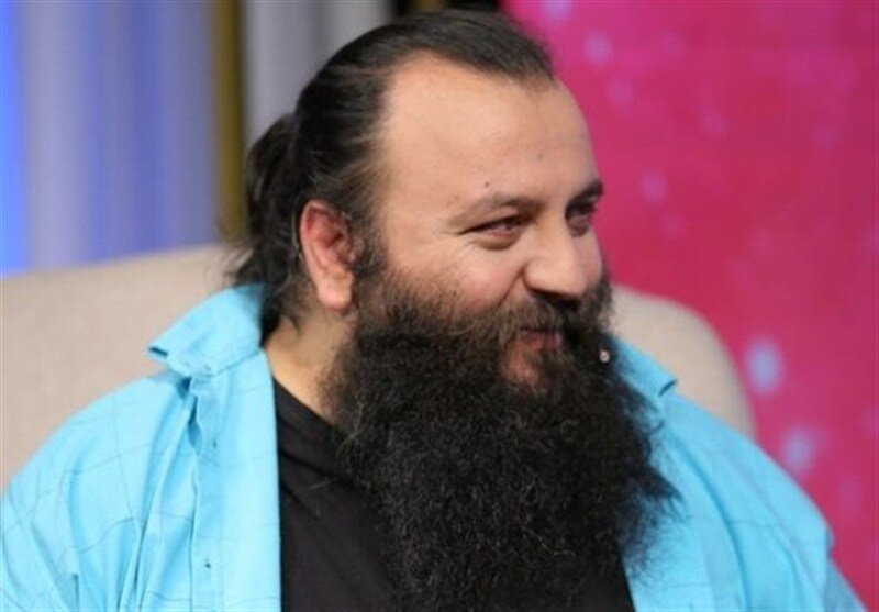 دلنوشته مرتضی درخشان از تشییع امام شهید؛ فرش حرم حضرت عباس (ع)