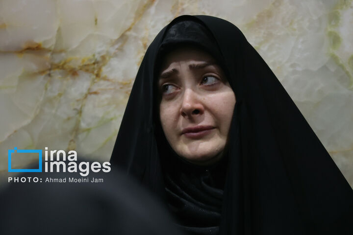 یادبود1