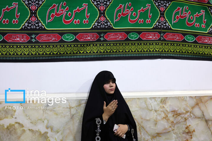 یادبود1