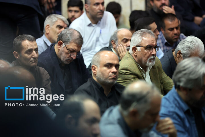 یادبود1