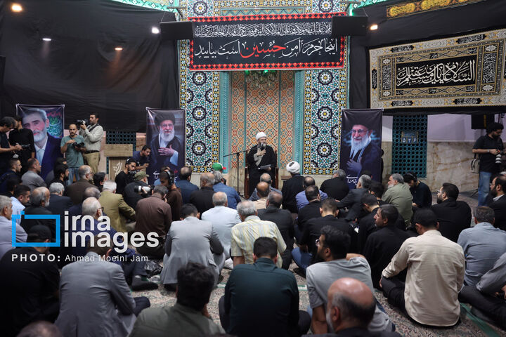 یادبود1
