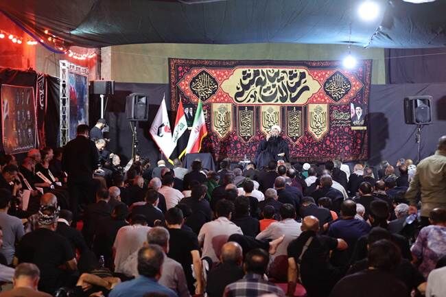 همایش بزرگداشت و تجلیل از خانواده‌های معظم شهدای دنا برگزار شد