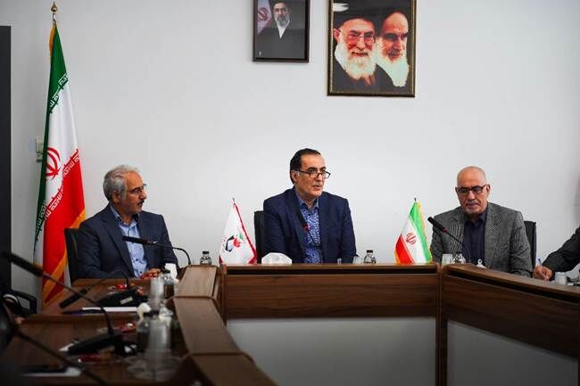 تأکید رئیس بنیاد شهید بر عدالت‌محوری در حوزه سلامت ایثارگران/ ضرورت ایجاد سیستم مدیریت هوشمند و شفافیت در ارائه اطلاعات