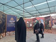 موزه سیار «در لباس سربازی» در مسیر اربعین؛ روایت سیره دفاعی قائد شهید امت برای زائران حسینی