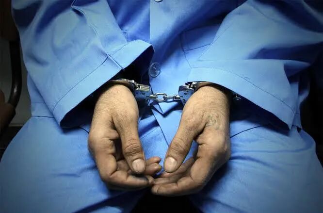 کشف سلاح و مهمات غیرمجاز در منزل مرد عتیقه‌فروش