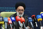 ضرورت استفاده از ظرفیت‌های هنری برای بیان حقیقت/ خبرنگار باید جریان‌ساز و خلاق باشد/ رسانه حافظ روایت شهدا و ایثارگران است