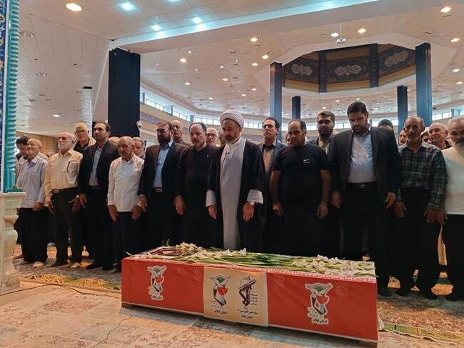 پیکر مطهر جانباز شهید «حاج علی عیسی نژاد» در ایلام تشییع شد