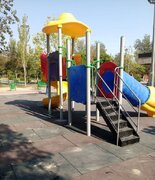 نصب ۱۵۵۰ متر مربع کفپوش و مجموعه بازی کودکان در بوستان نوفل لوشاتو