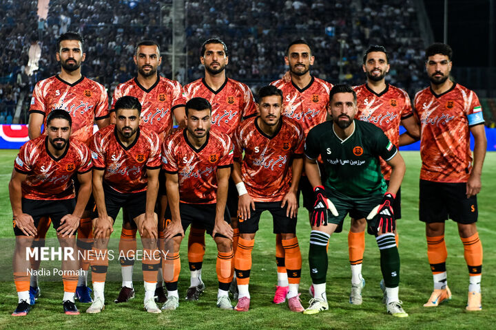 شهربابک استقلال