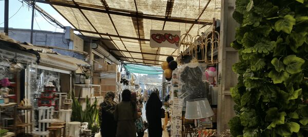 بازار گل محلاتی باید تخریب شود