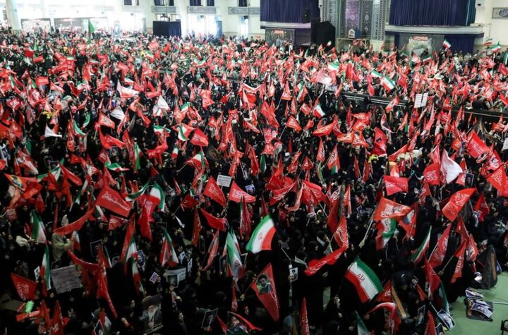 گذشت چهل روز از وداع/ داغی که تا ابد در دل ایران تازه است