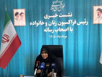 مشکل صدور گواهینامه موتورسیکلت برای بانوان به‌زودی رفع می‌شود