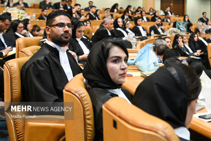 تحلیف وکلا