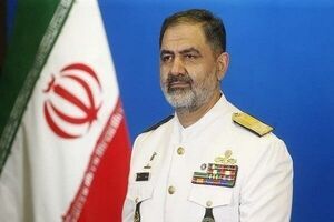 امیر دریادار ایرانی: صنعت دفاعی از دل تحریم‌ها سربرآورد