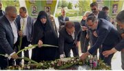 ادای احترام رئیس بنیاد شهید به مقام شامخ شهید گمنام در استانداری ایلام