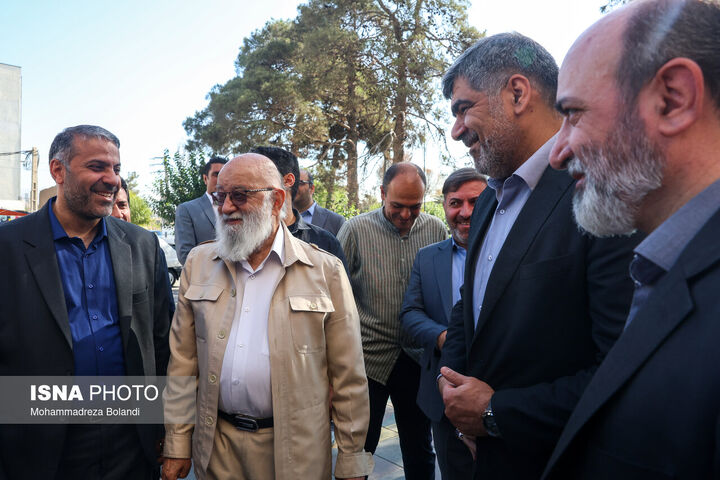 رونمایی1