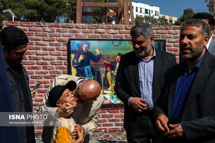 رونمایی1