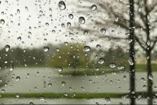 بارندگی و رعد و برق در ۱۳ استان/وزش باد شدید در ۱۷ استان