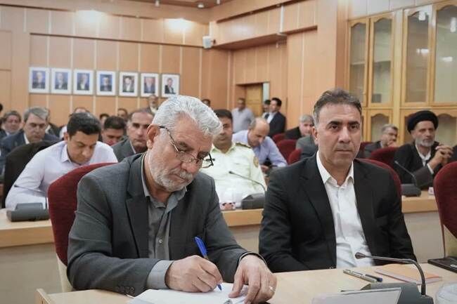 تاکید بر رفع مشکل اشتغال خانواده‌های ایثارگران به عنوان سرمایه‌های نظام
