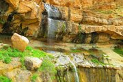 گیسوان بلند سیاوش در دل کوه اُل نراق