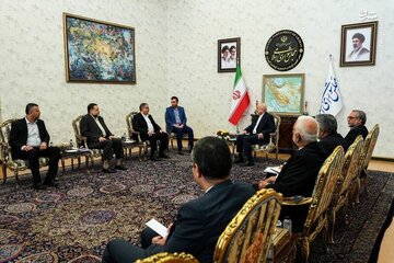 عکس/ دیدار مسئول ارتباطات اسلامی جنبش حماس با قالیباف