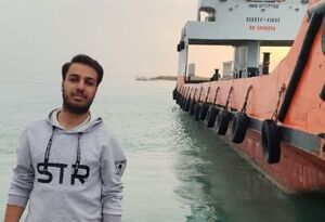 تصویر شهید حمله تروریستی آمریکا به جزیره لارک