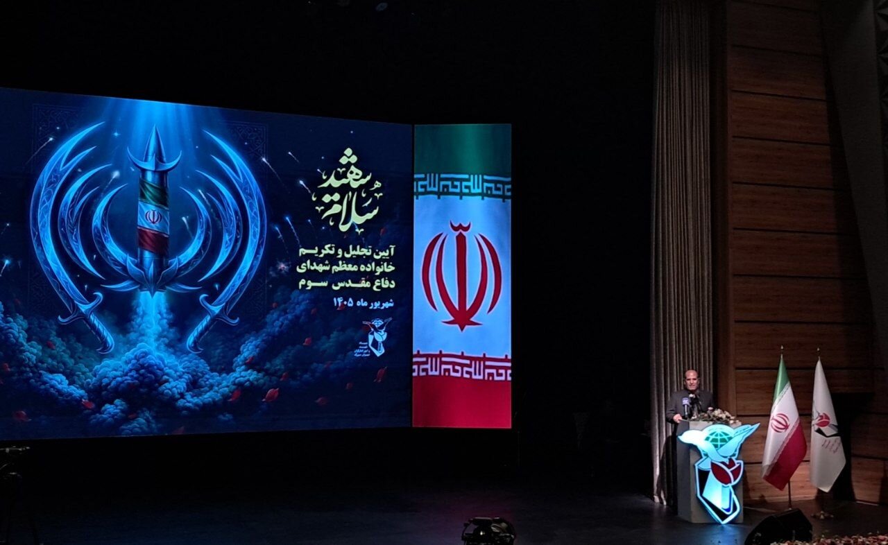 رضایی: فرهنگ ایثار و شهادت باید در جامعه جاری و ساری باشد