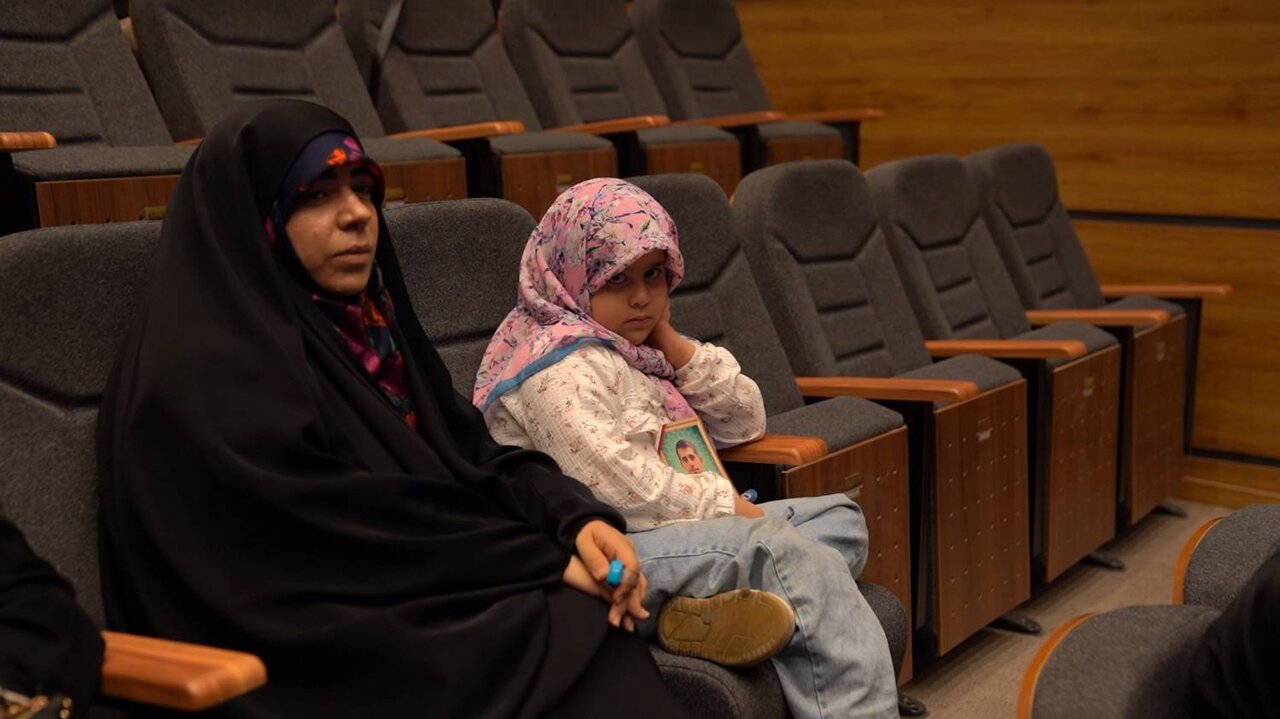 آیین تجلیل ۱و۲