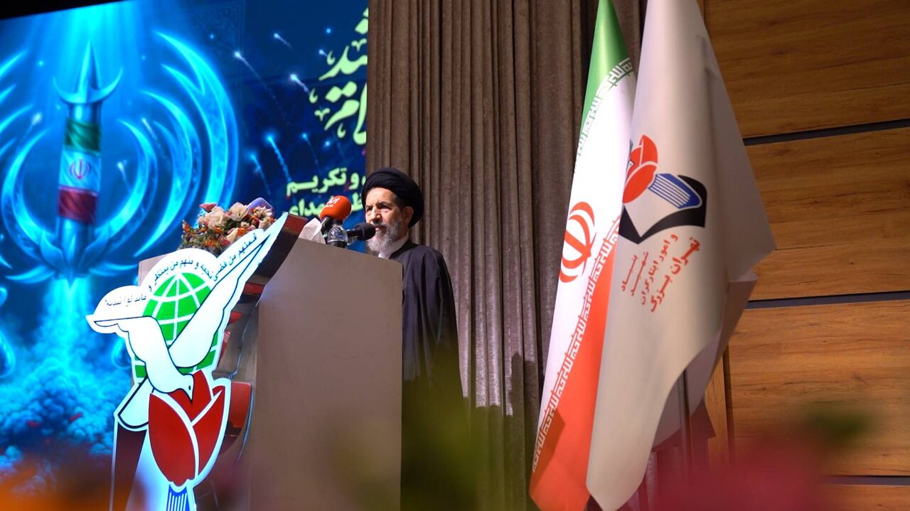 آیین تجلیل ۱و۲