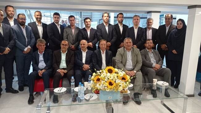 تقدیر مدیرکل بنیاد شهید مازندران از عملکرد کرامت‌محور بانک دی در تنکابن