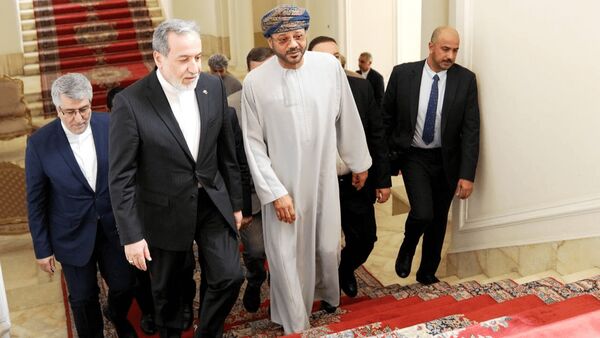 البوسعیدی: عمان از تلاش برای توافق درباره تنگه هرمز عقب‌نشینی نمی‌کند