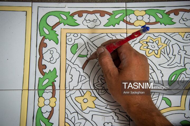 کاشی هفت رنگ