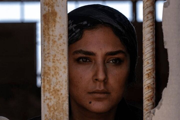 آزادی زنان زندانی با فروش فیلم «اسکورت»