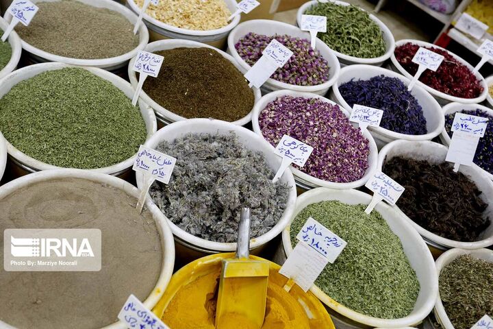 هشدار درباره خود درمانی با فرآورده‌های گیاهی