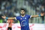 آزادی ۱۰ زندانی توسط مهاجم استقلال