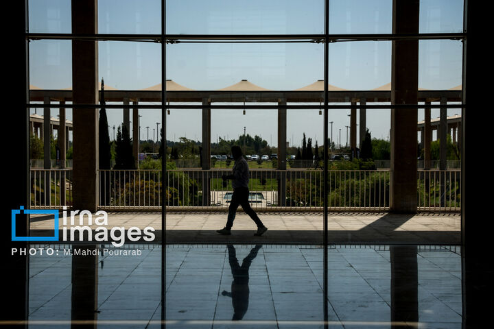 نمایشگاه خودرو